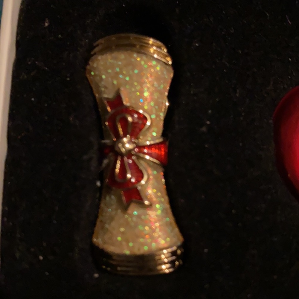The Wizard of Oz 75th anniversary collection. Ruby slippers an Tin Man 👠👠🧙🦁 - Picture 16 of 16